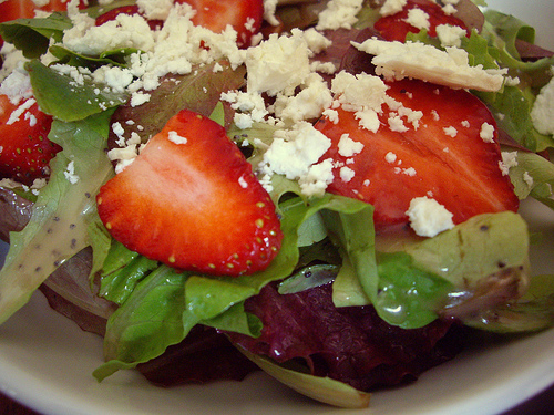 Healthy Recipes – Strawberry Balsamic Vinaigrette