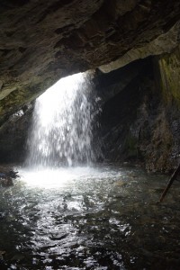 Deanhikecave